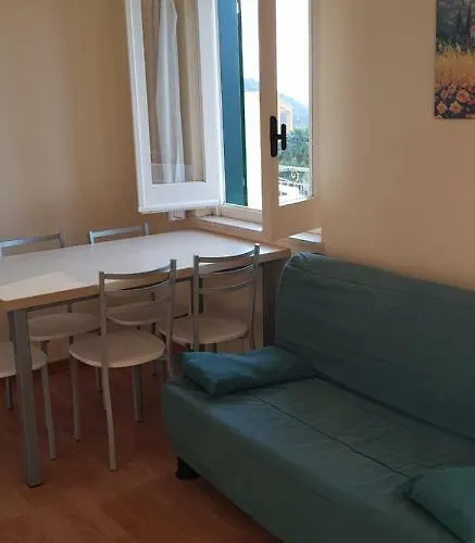 Marasusa Floreal Apartamento Parghelia